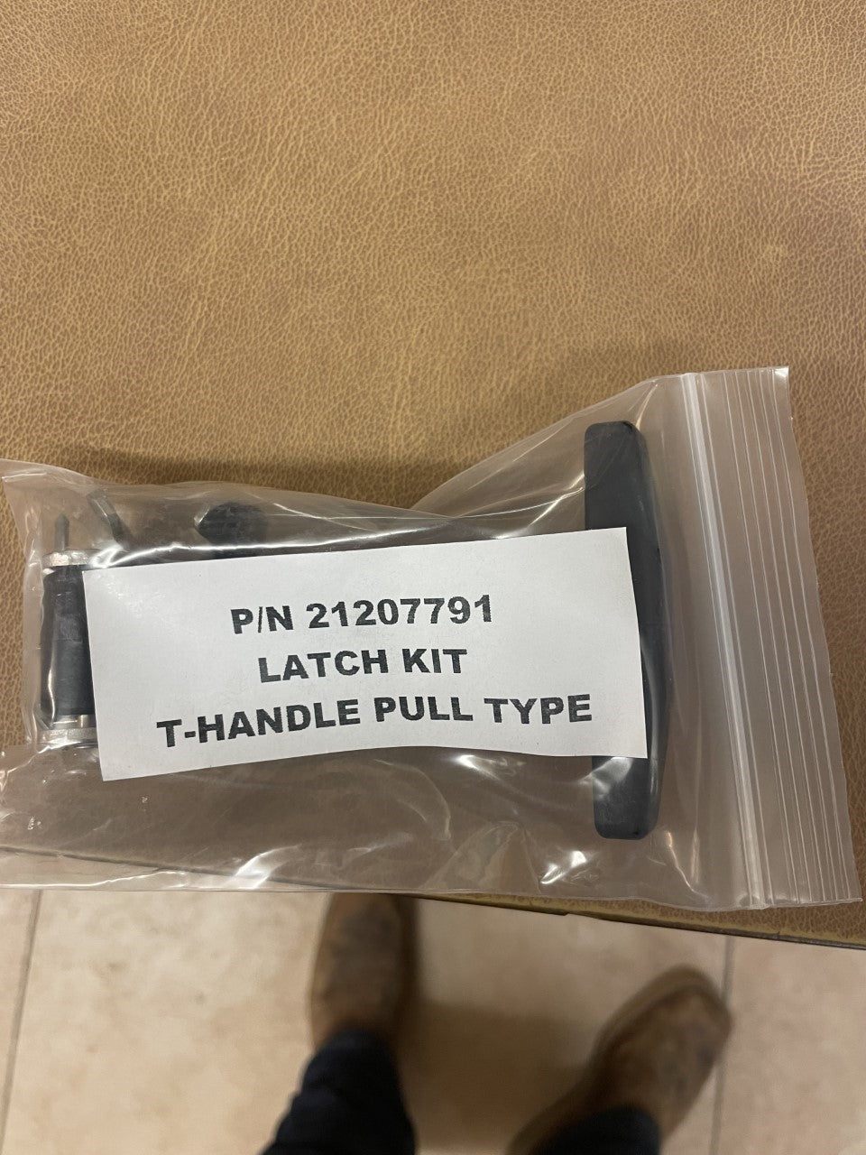 Rubber Latch for Mushroom Shipper Replacement PN 21207791 Semen